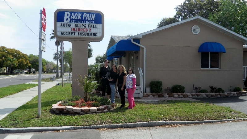 chiropractor-clinic chiropractor